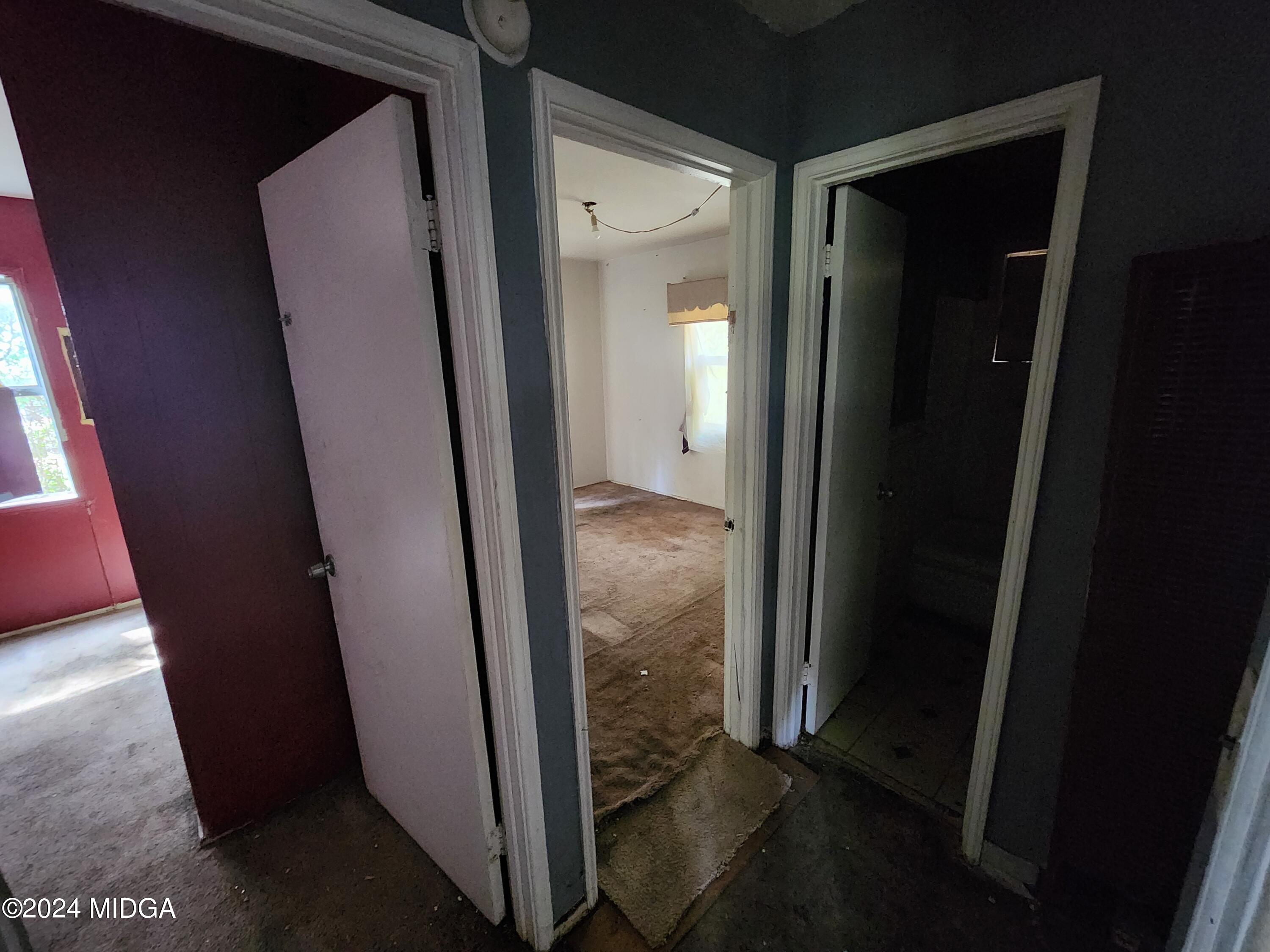 3685 Rice Mill Road Macon, GA 31206 - Photo 15 of 24 a view of a hallway with wooden floor