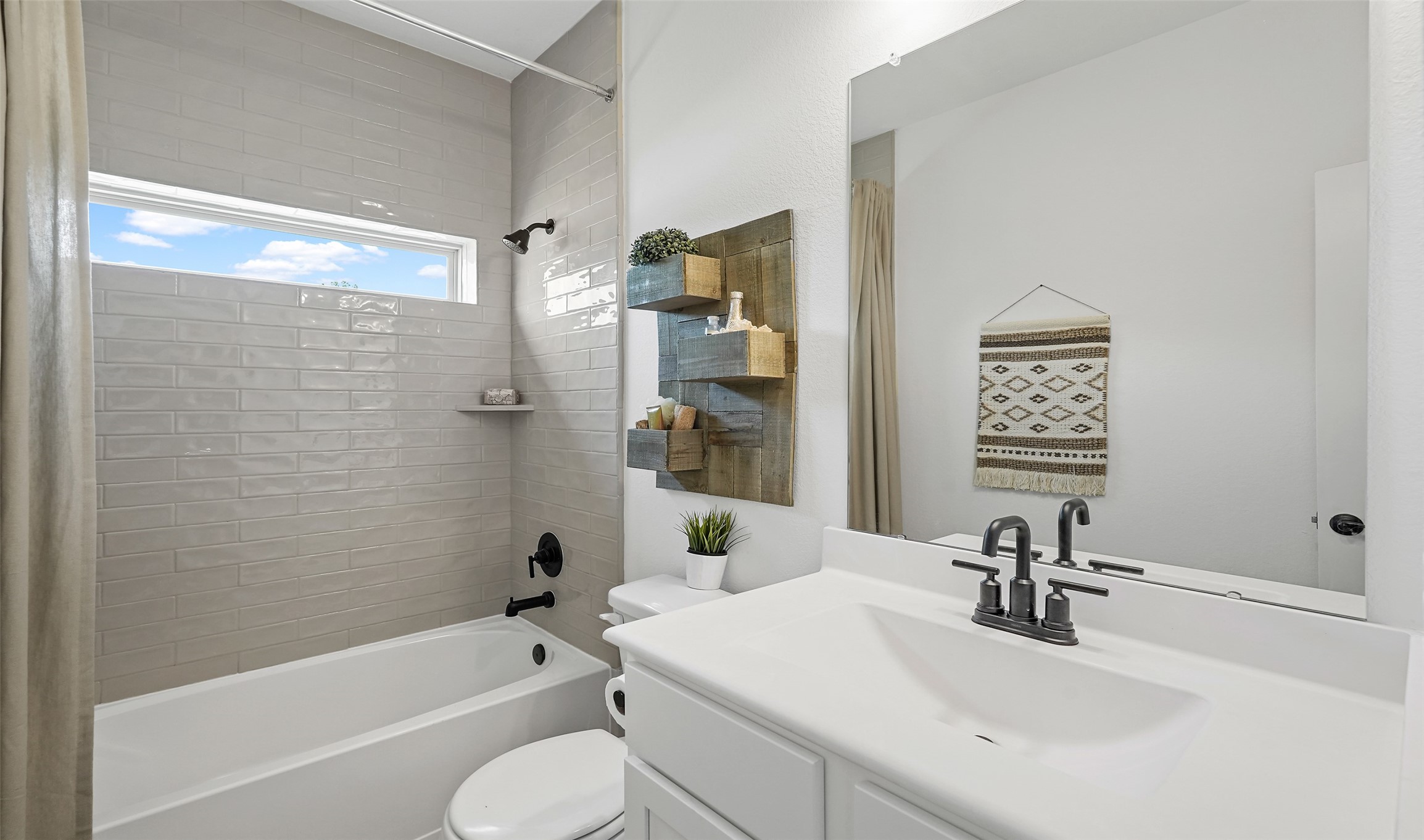 32307 Mimosa Ridge Lane Waller, TX 77484 - Photo 12 of 18 Hall bath (*Photo not of actual home and used for illustration purposes only.)