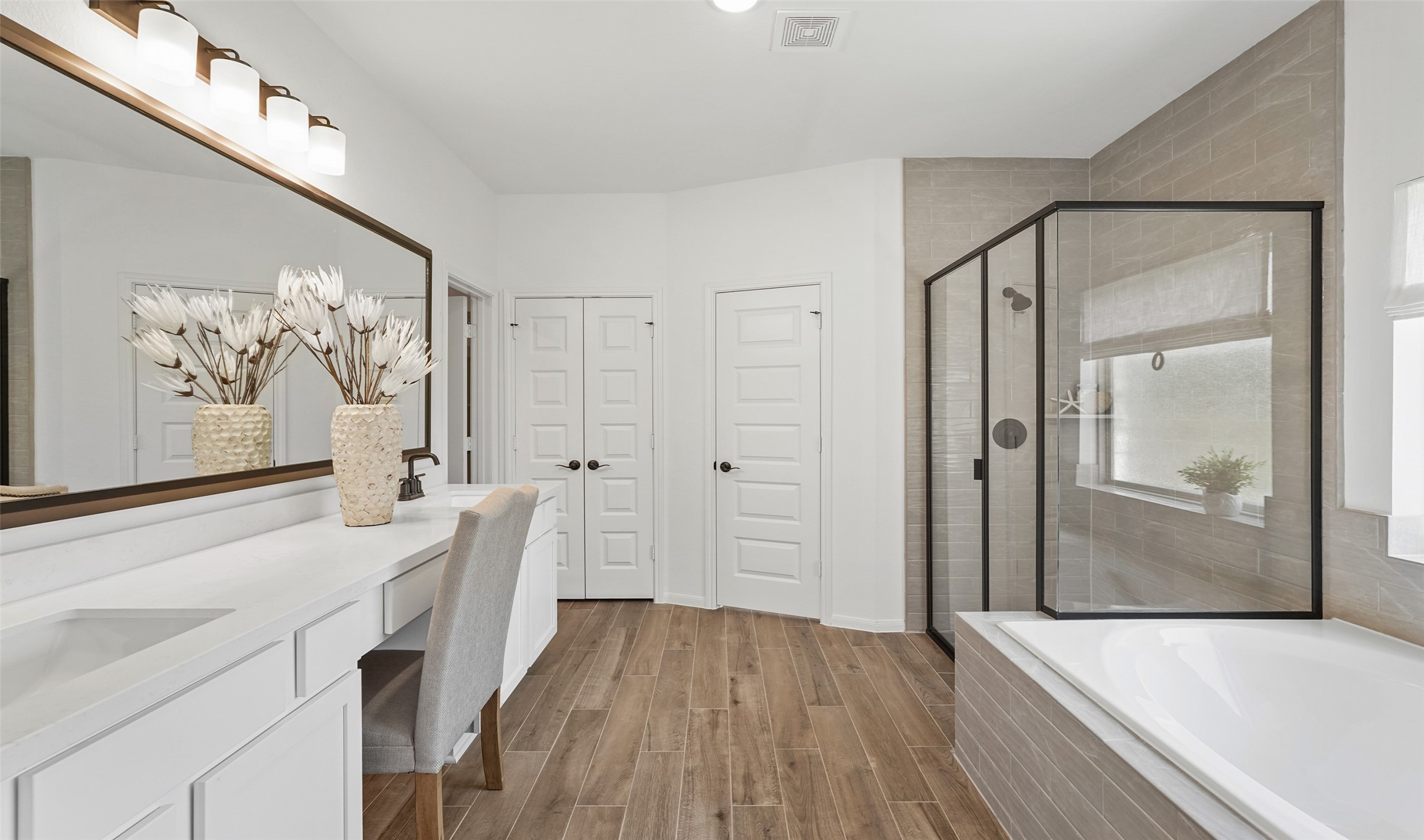 32307 Mimosa Ridge Lane Waller, TX 77484 - Photo 9 of 18 Relaxing owner's bath (*Photo not of actual home and used for illustration purposes only.)