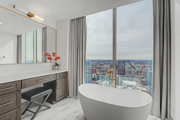 $1,825,000 | 1616 West End Avenue, Unit 2701, Nashville, TN 37203