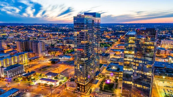 $1,825,000 | 1616 West End Avenue, Unit 2701, Nashville, TN 37203