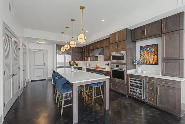 $1,825,000 | 1616 West End Avenue, Unit 2701, Nashville, TN 37203
