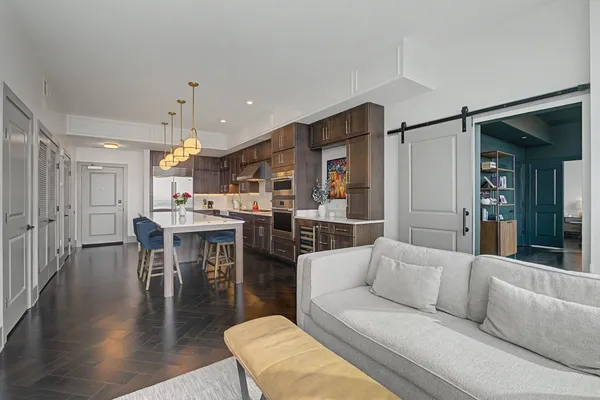 $1,825,000 | 1616 West End Avenue, Unit 2701, Nashville, TN 37203