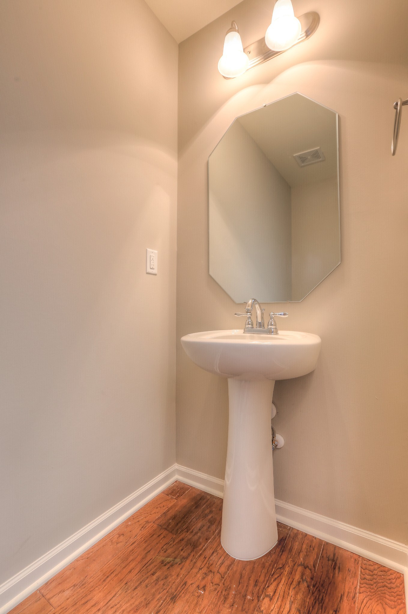 112 Shannon Place Spring Hill, TN 37174 - Photo 5 of 15 Gallery Image 5