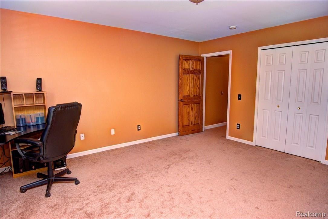 4390 Baldwin Road Grand Blanc, MI 48439 - Photo 30 of 41 HDR Bedroom3 Up2 NEW (3007x2007).jpg