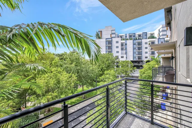 $5,250 | 164 Southeast 4th Terrace, Pompano Beach, FL 33060