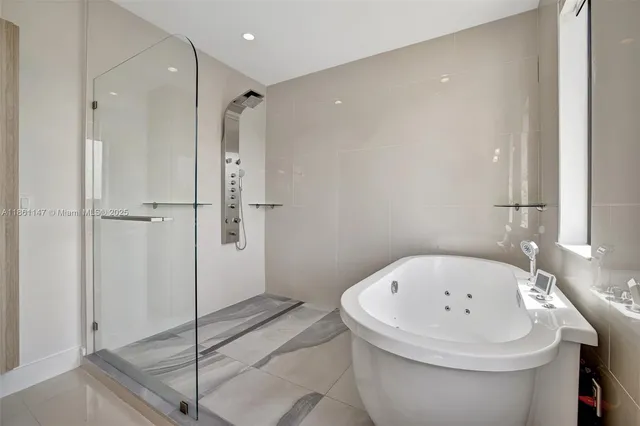 $5,250 | 164 Southeast 4th Terrace, Pompano Beach, FL 33060