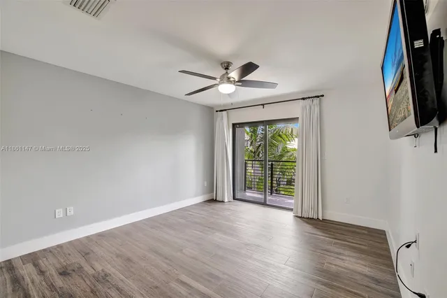 $5,250 | 164 Southeast 4th Terrace, Pompano Beach, FL 33060