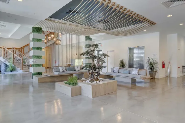 $5,250 | 164 Southeast 4th Terrace, Pompano Beach, FL 33060