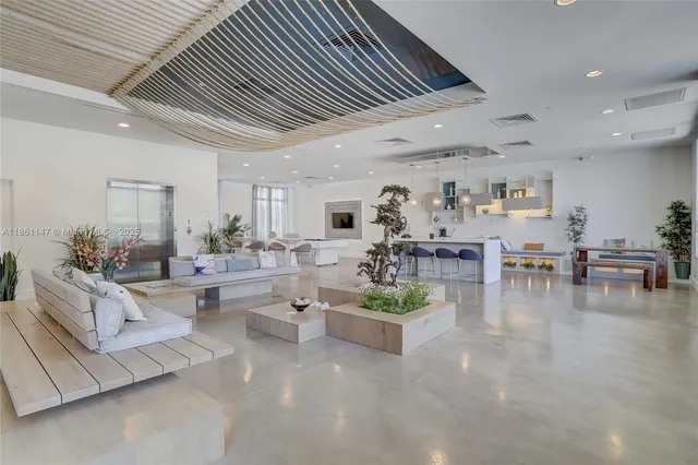 $5,250 | 164 Southeast 4th Terrace, Pompano Beach, FL 33060