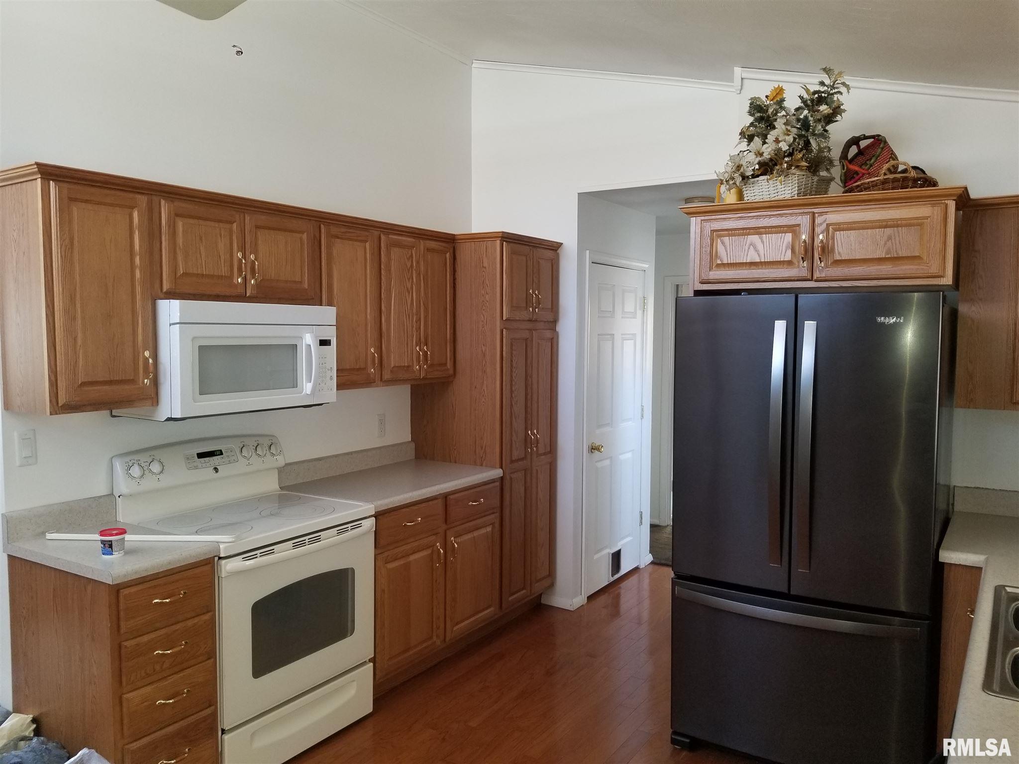 1821 Albert Street Springfield, IL 62702 - Photo 8 of 17