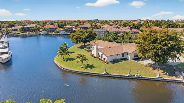 $3,200,000 | 6824 Danah Court, Fort Myers, FL 33908