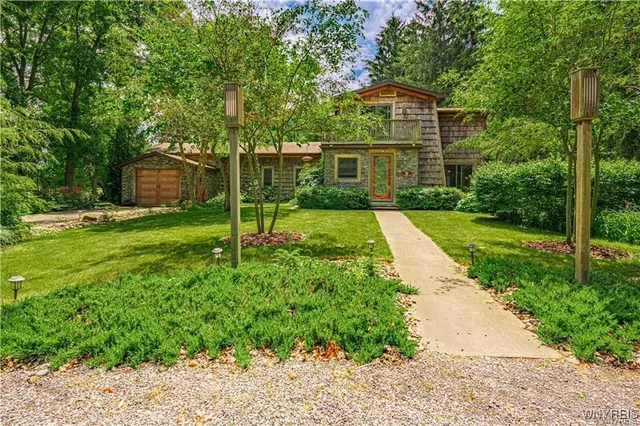 $519,000 | 5948 Chestnut Road, Newfane, NY 14094