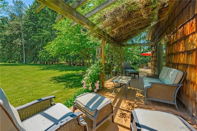 $519,000 | 5948 Chestnut Road, Newfane, NY 14094