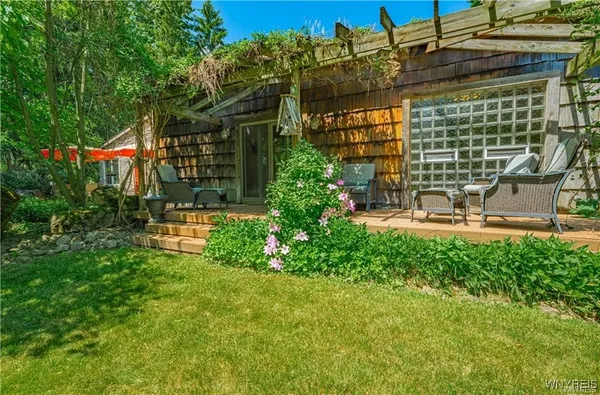 $519,000 | 5948 Chestnut Road, Newfane, NY 14094