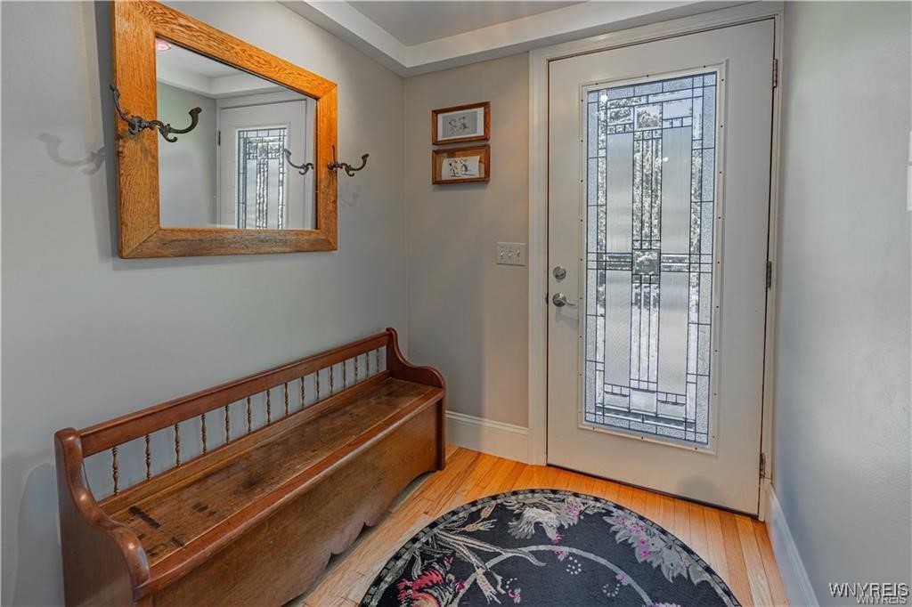 5948 Chestnut Road Newfane, NY 14094 - Photo 5 of 41 Front Hall