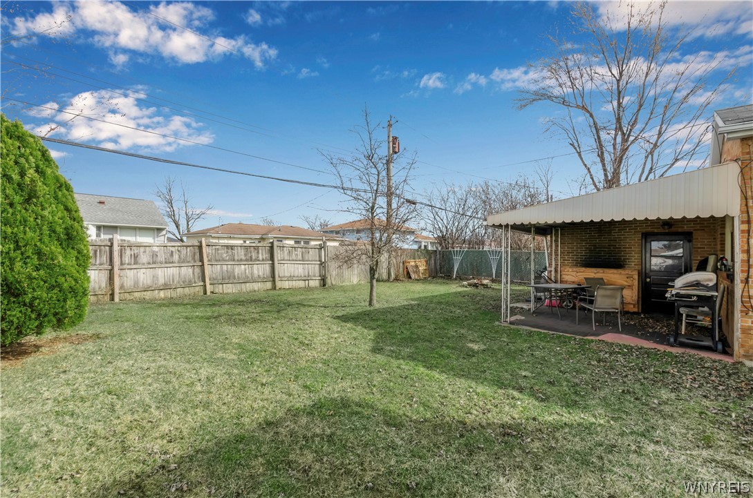 171 Margaret Road Amherst, NY 14226 - Photo 4 of 34