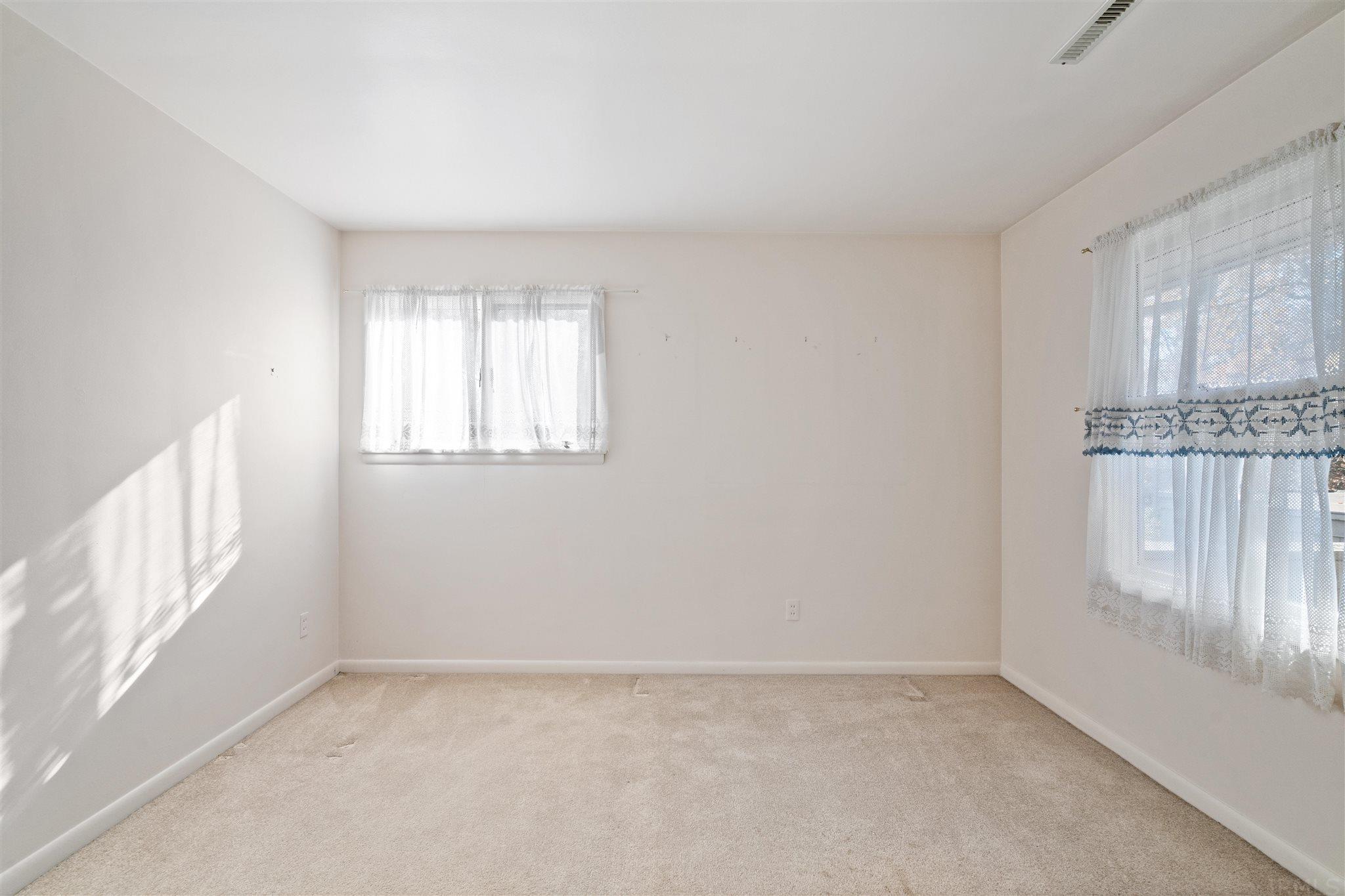 901 South Burkhardt Road Evansville, IN 47715 - Photo 11 of 30 Gallery Image 11