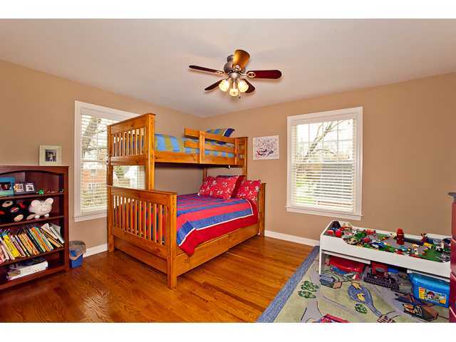 1961 Andover Road Upper Arlington, OH 43212 - Photo 10 of 25