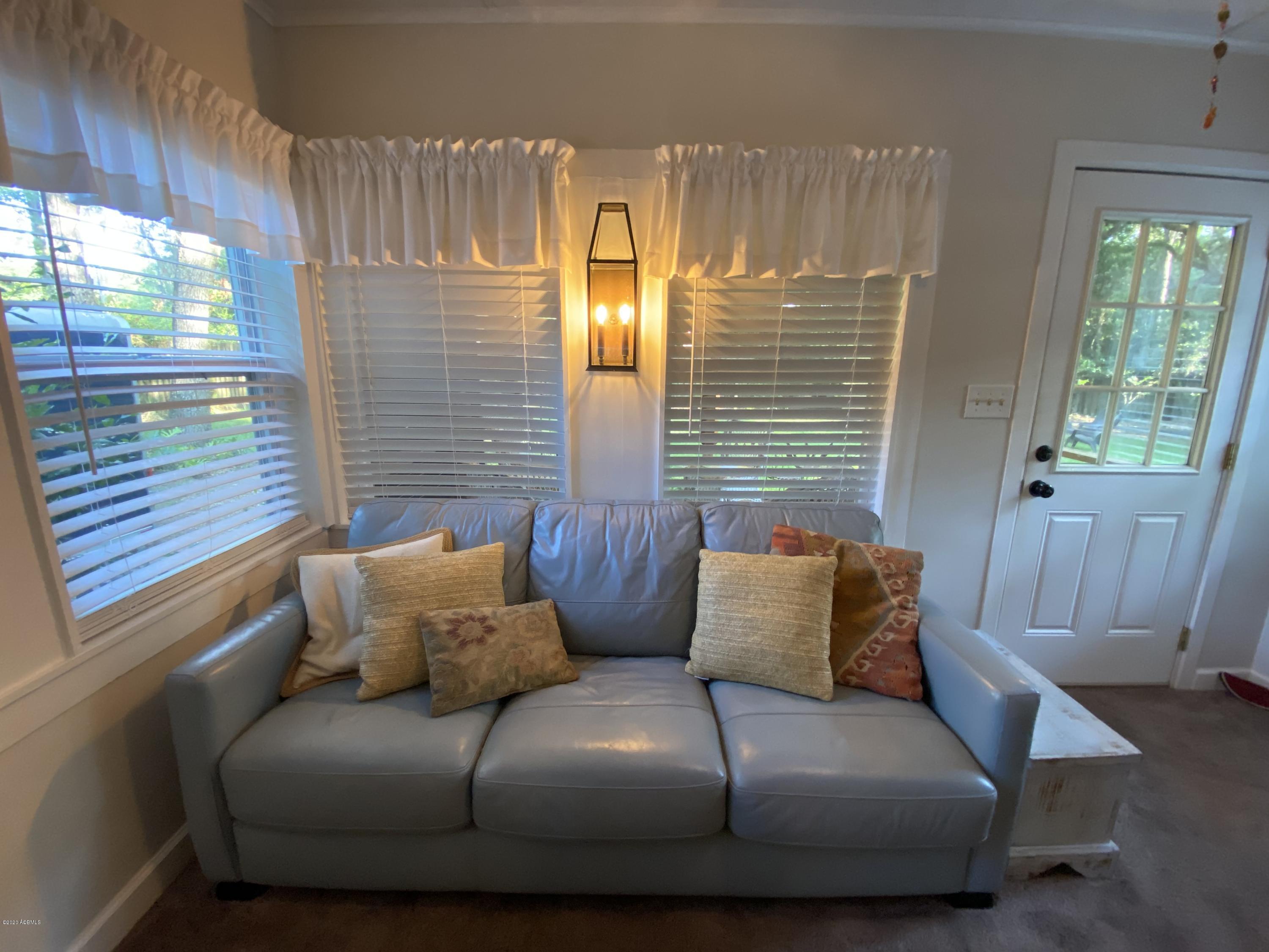 107 Verdier Road Beaufort, SC 29902 - Photo 16 of 26 IMG_2213