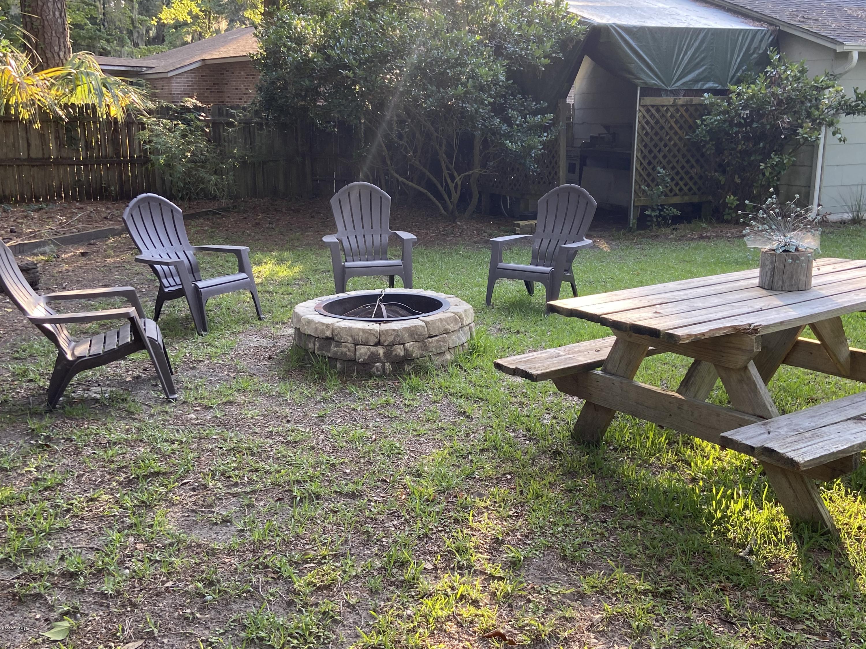 107 Verdier Road Beaufort, SC 29902 - Photo 5 of 26 IMG_2203