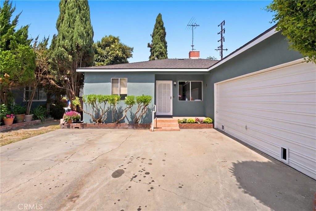5265 Aldrich Road South Gate, CA 90280 - Photo 3 of 28 Gallery Image 3
