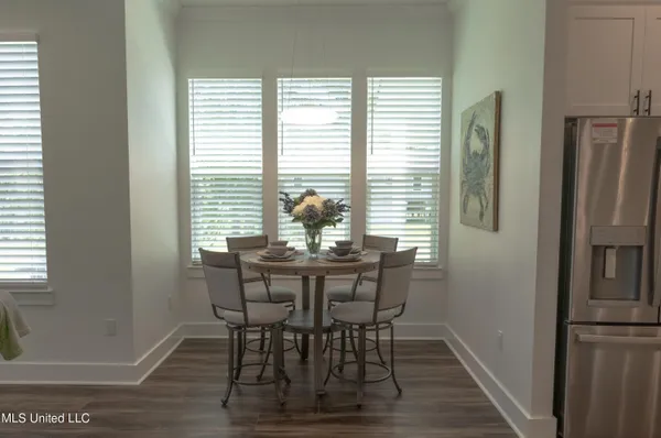 $2,400 | 118 Eleanor Avenue, Pass Christian, MS 39571