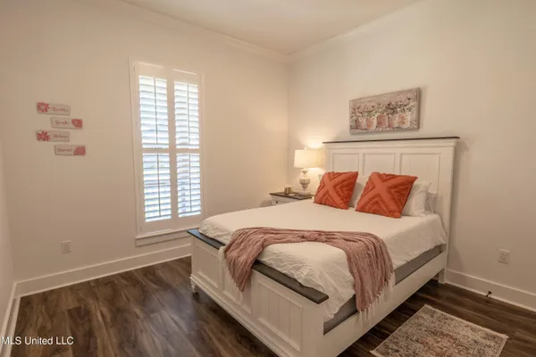 $2,400 | 118 Eleanor Avenue, Pass Christian, MS 39571