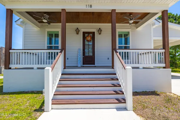 $2,400 | 118 Eleanor Avenue, Pass Christian, MS 39571