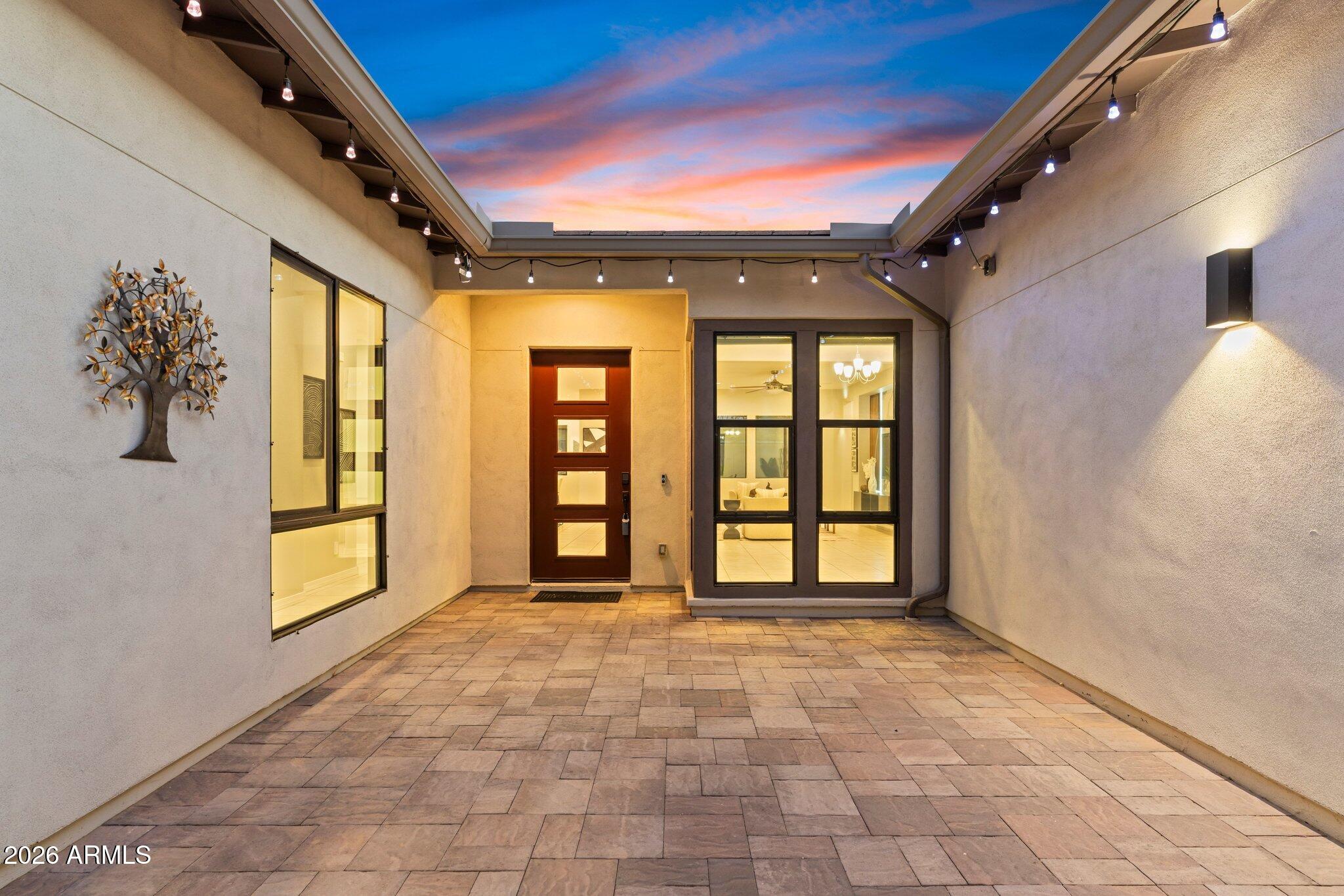 719 East Summerside Road Phoenix, AZ 85042 - Photo 36 of 39 Front Patio