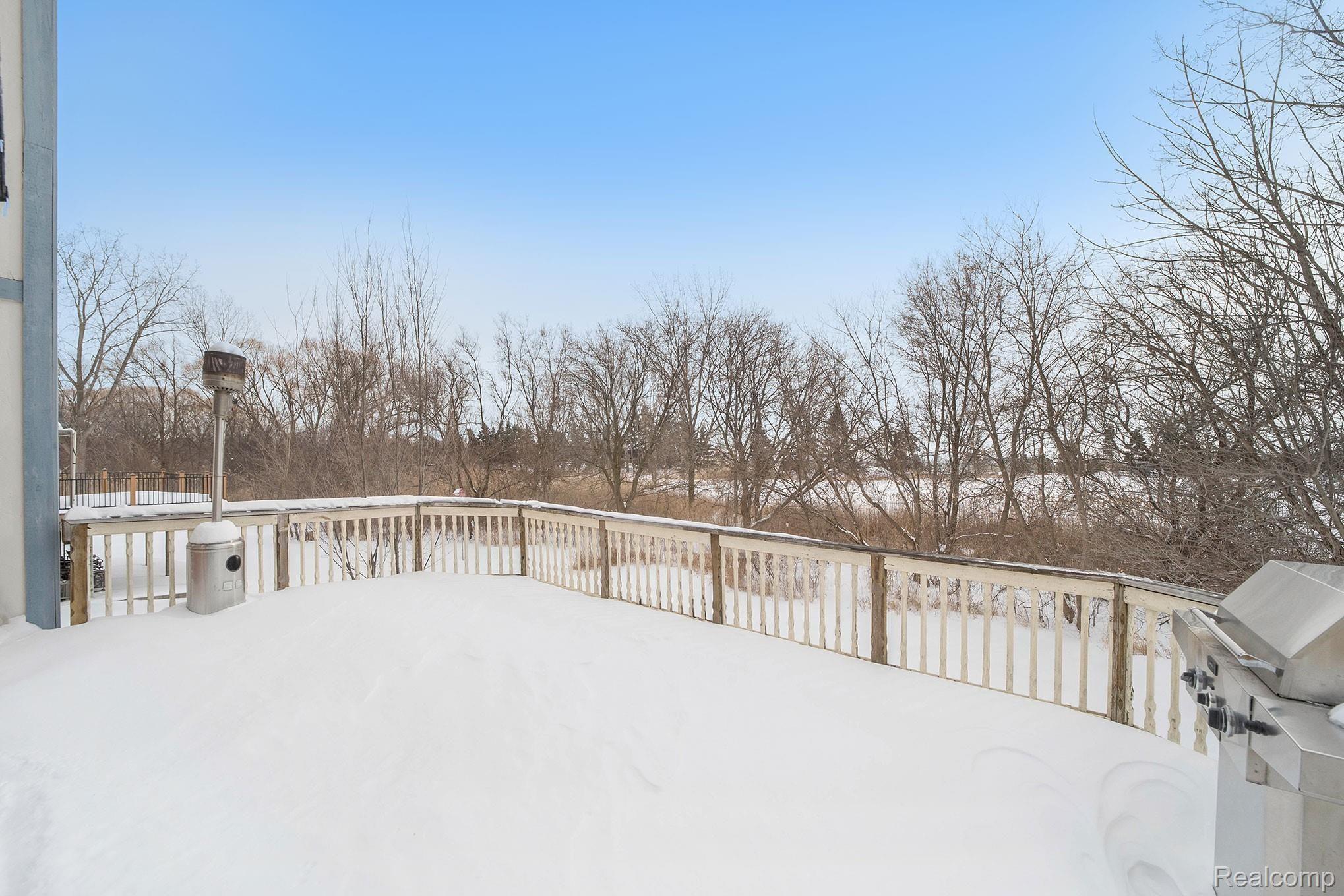 182 Bedlington Drive Rochester, MI 48307 - Photo 32 of 36 017A8138.jpg