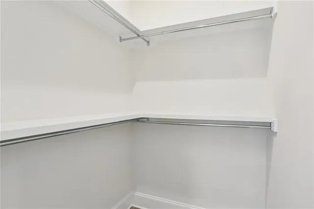 $2,100 | 9215 South Claiborne Avenue, New Orleans, LA 70118