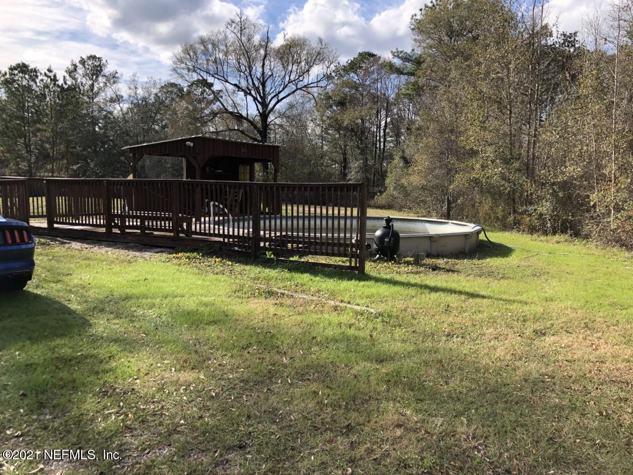 3370 Stardust Road Bryceville, FL 32009 - Photo 12 of 26 Pool and Deck