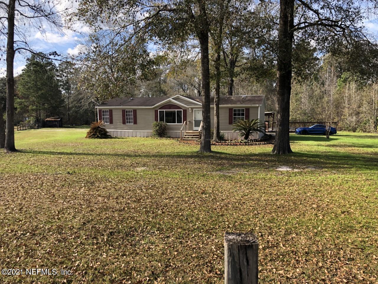 3370 Stardust Road Bryceville, FL 32009 - Photo 4 of 26 Front of home