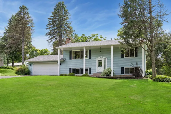 $550,000 | 5900 Afton Road, Excelsior, MN 55331