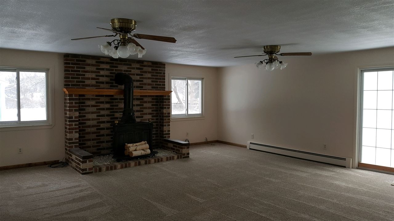 2258 Covert Road Burton, MI 48509 - Photo 42 of 44 31336664-41.JPG