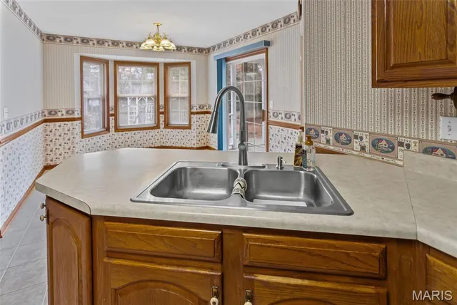 $399,900 | 103 Burns Farm W Court, Edwardsville, IL 62025