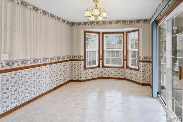 $399,900 | 103 Burns Farm W Court, Edwardsville, IL 62025