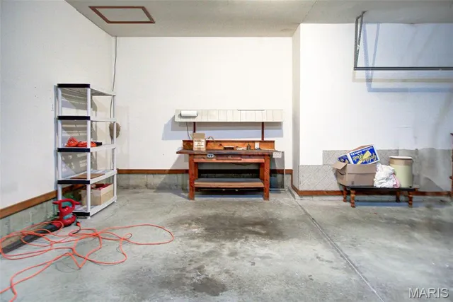 $399,900 | 103 Burns Farm W Court, Edwardsville, IL 62025