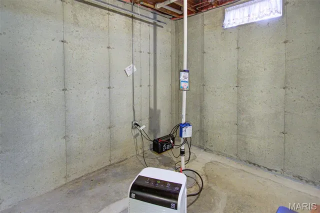 $399,900 | 103 Burns Farm W Court, Edwardsville, IL 62025