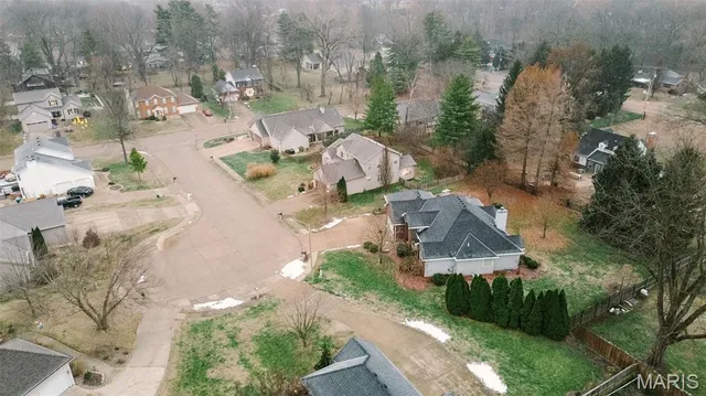 $399,900 | 103 Burns Farm W Court, Edwardsville, IL 62025