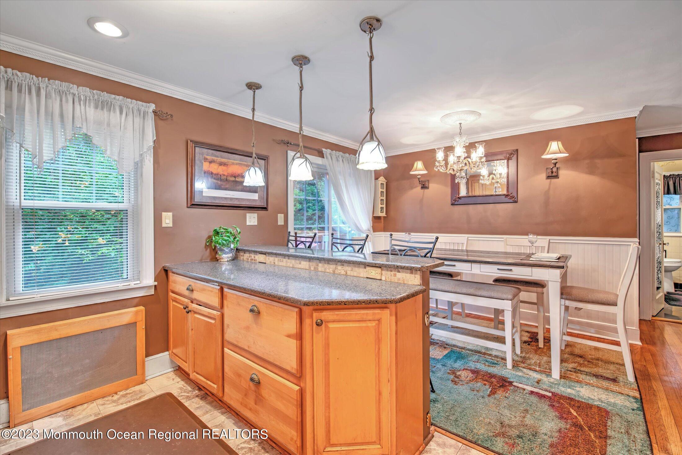 2153 Vauxhall Road Union, NJ 07083 - Photo 16 of 28 16-KITCHEN