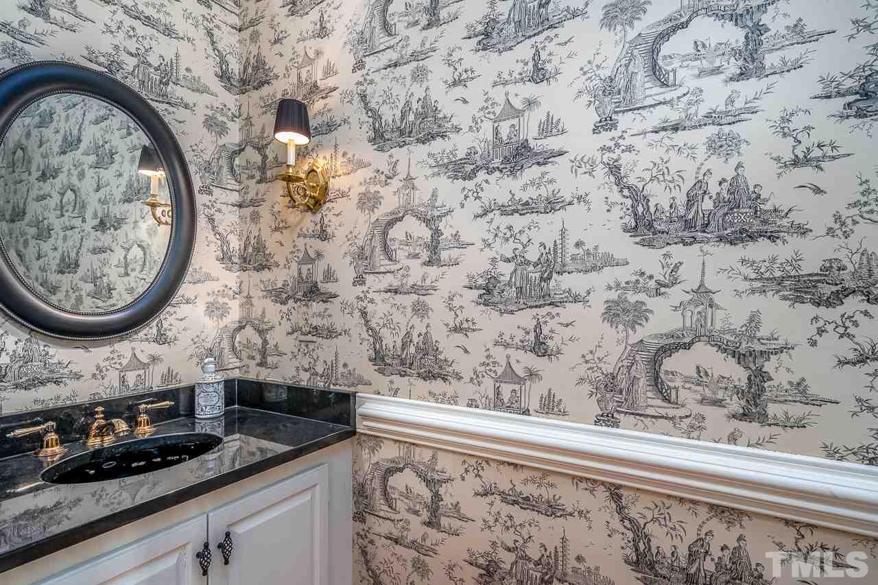 633 Crabbery Lane Raleigh, NC 27609 - Photo 13 of 28 Gallery Image 13