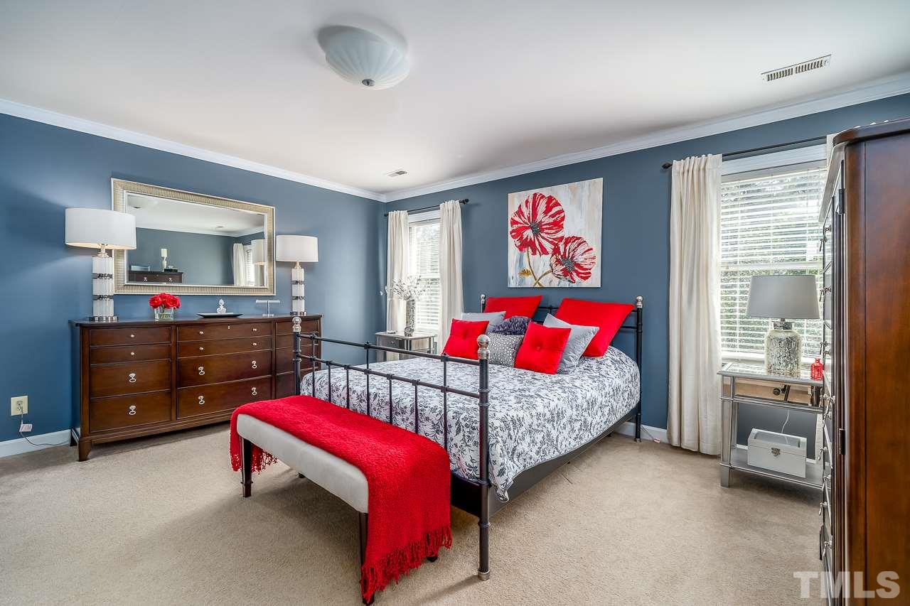 633 Crabbery Lane Raleigh, NC 27609 - Photo 16 of 28 Gallery Image 16