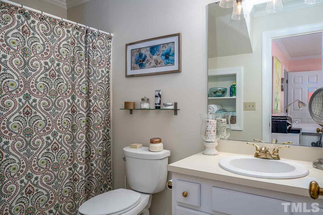 633 Crabbery Lane Raleigh, NC 27609 - Photo 21 of 28 Gallery Image 21