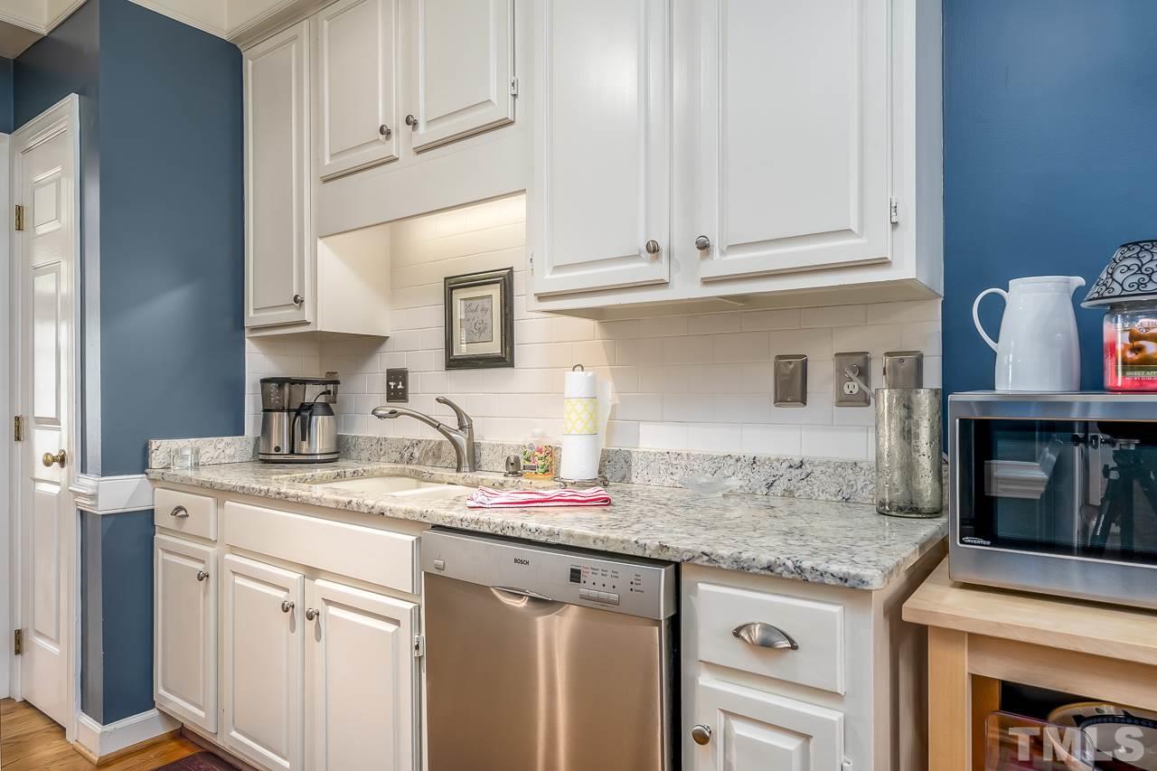 633 Crabbery Lane Raleigh, NC 27609 - Photo 10 of 28 Gallery Image 10