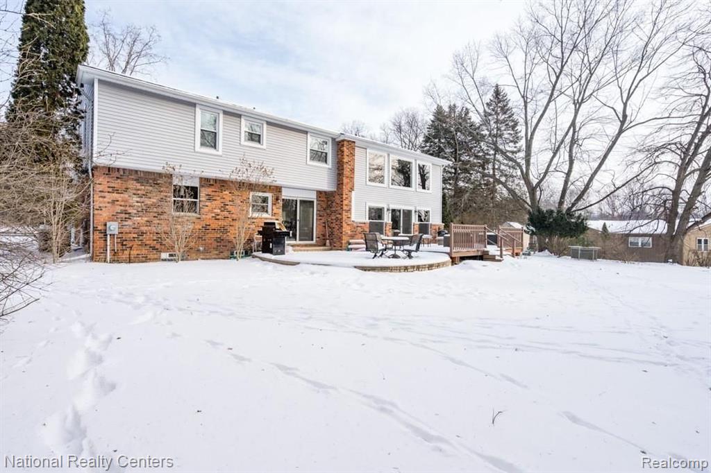 455 Cherry Tree Lane Rochester Hills, MI 48306 - Photo 32 of 35