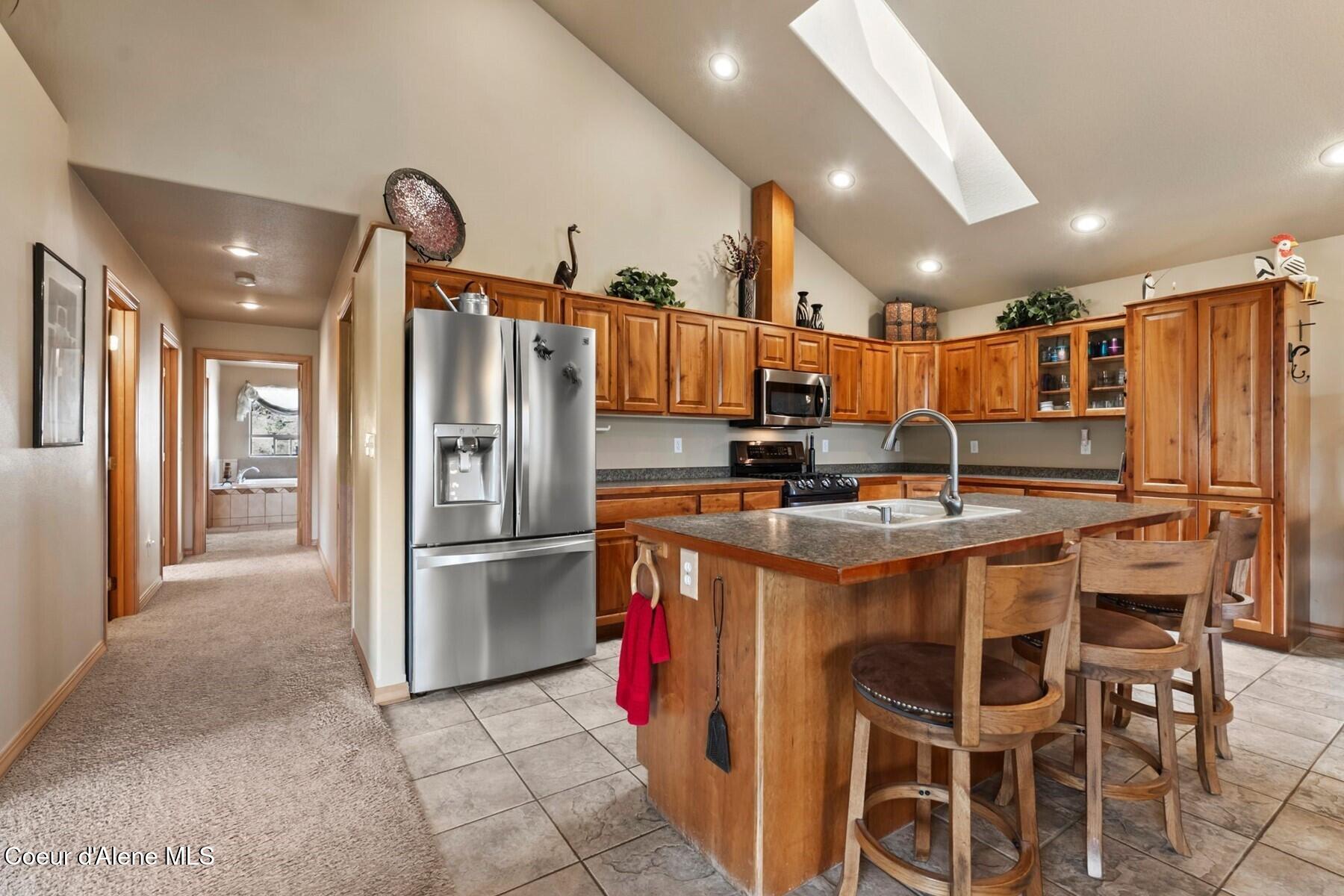 159 Frontier Village Road Naples, ID 83847 - Photo 11 of 52 .