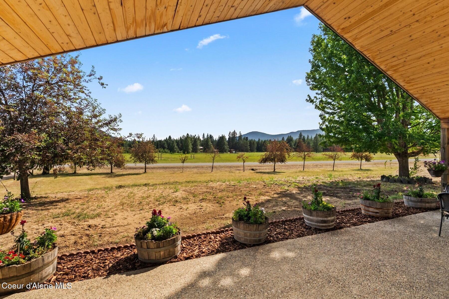 159 Frontier Village Road Naples, ID 83847 - Photo 36 of 52 .