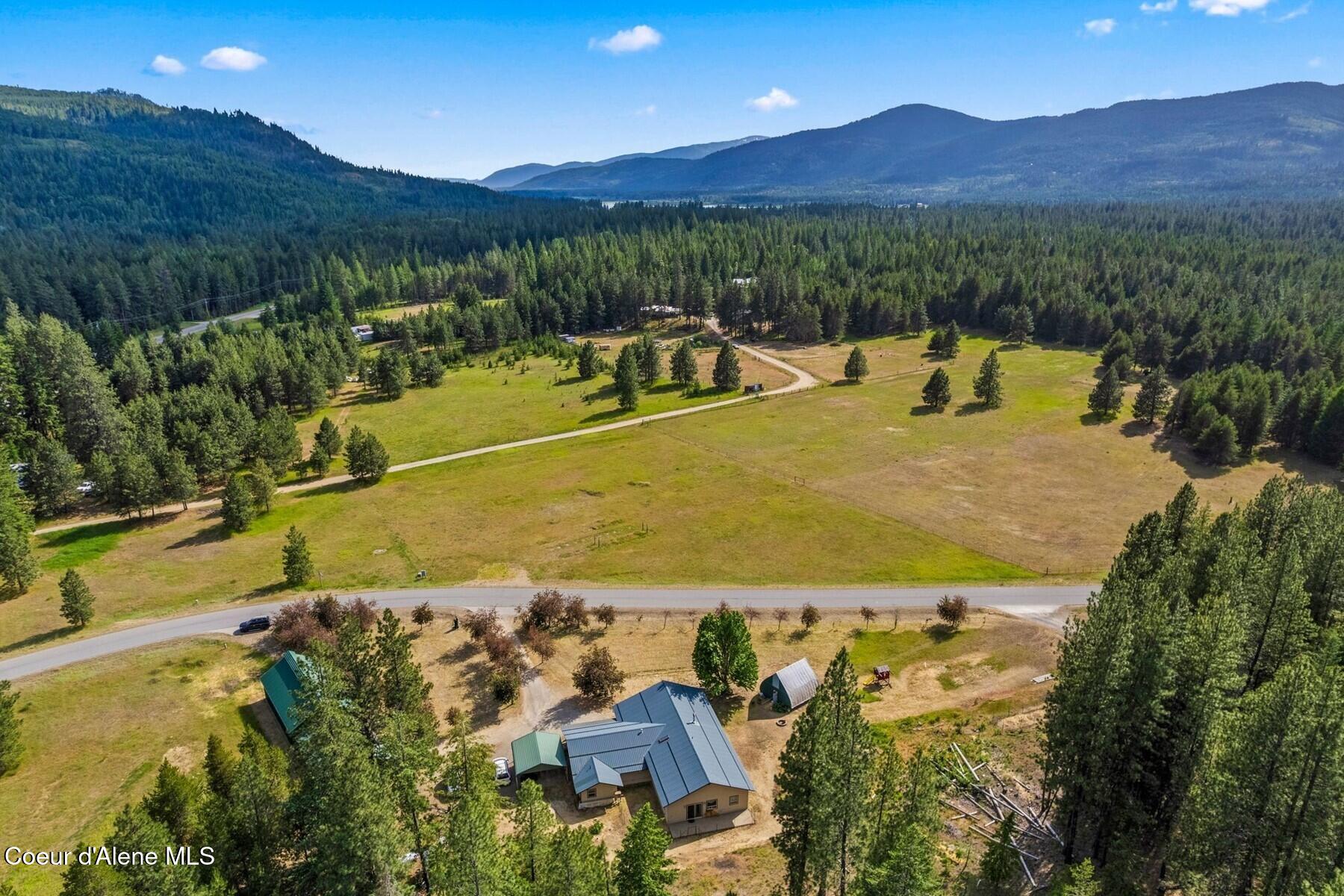 159 Frontier Village Road Naples, ID 83847 - Photo 49 of 52 .